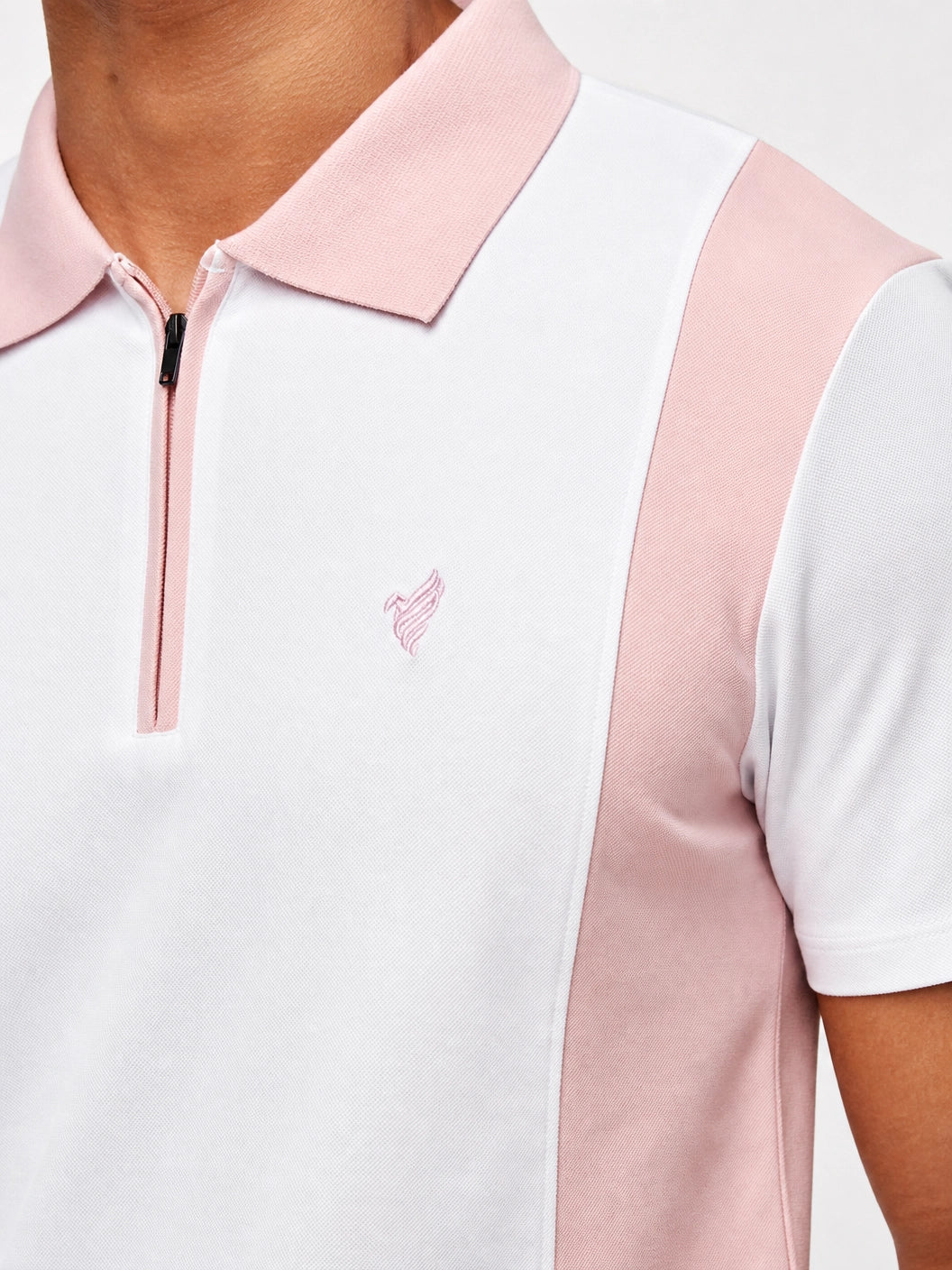 Fitted Contrast Panel Half-Zip Polo – Blush Pink & White
